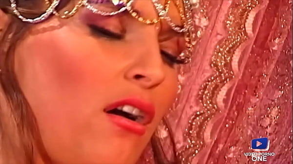 Claudia Jamsson and Hannah, fucked in the land of a thousand and one nights